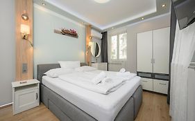 Palais Palffy Apartments Vienna